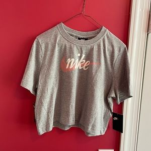 Womens Nike Tee Shirt